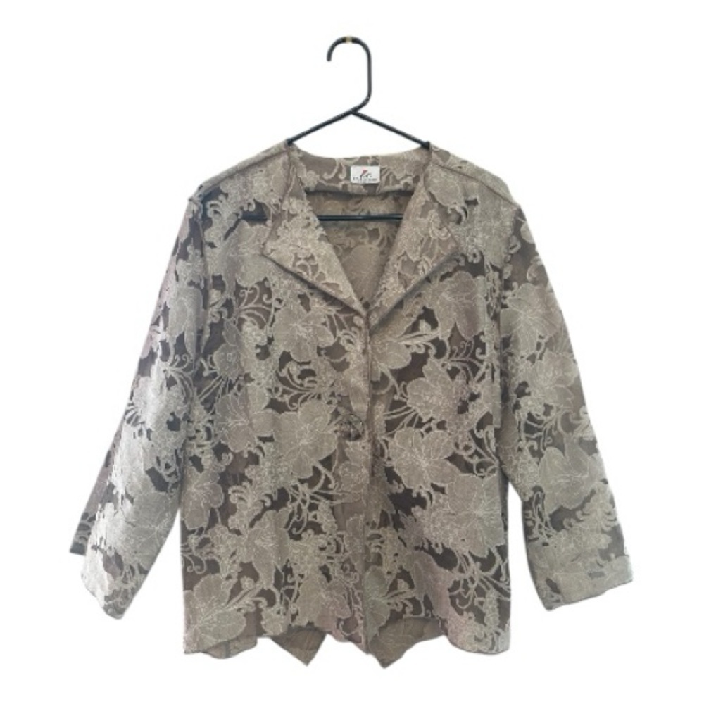 Vintage 90’s/Y2K Era I.C. Collection Floral Sheer/Lace Blazer in Cream Medium